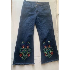 NWOT Denimland Dark Blue Embroidered BOHO Crop JEANS sz M